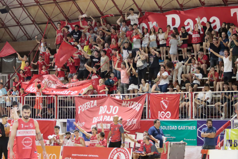 Sportivo Independiente de General Pico y All Boys de Santa Rosa se enfrentan en el primer duelo entre equipos pampeanos en la Liga Federal de Básquet