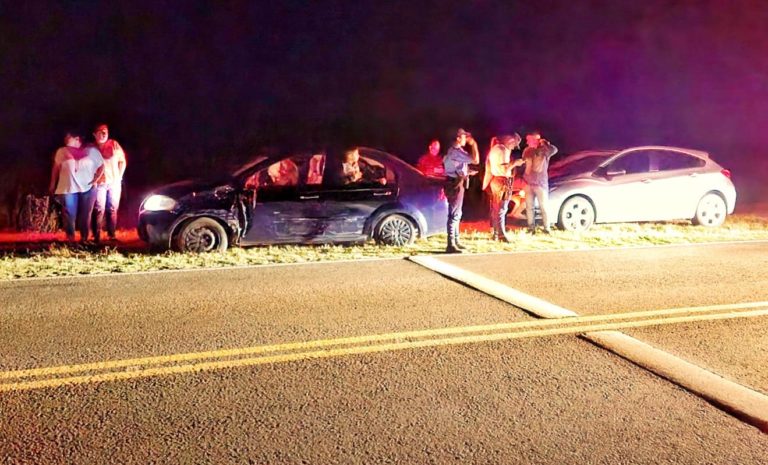 Accidente en ruta provincial 102: una familia sale ilesa tras colisionar contra guardarrail