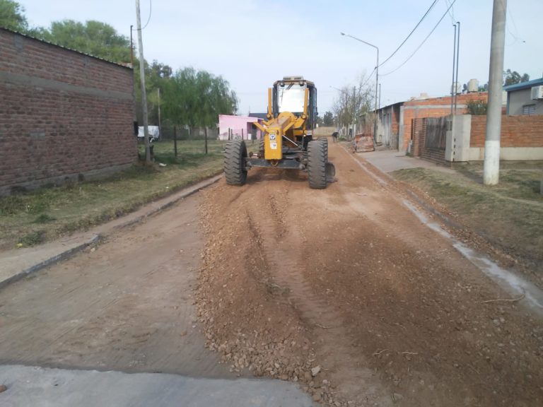 Finalizó la obra de construcción de cordones cunetas y badenes en Vértiz