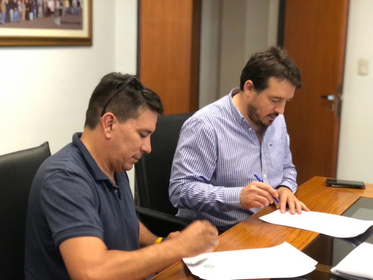 Vialidad Provincial firmó el último de los contratos con Nación para la iluminación de rutas pampeanas