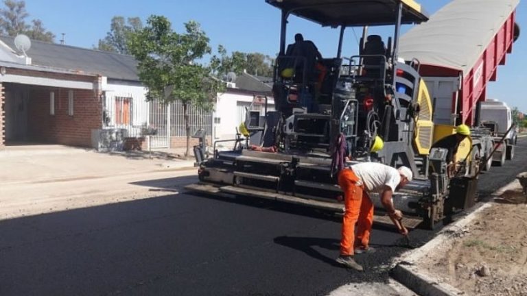 Continúan las tareas de pavimentación en General Pico