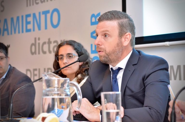 El presupuesto de la Secretaría de Energía aumentó un 253%: “la luminaria LED nos ahorraría un 10% de consumo, que son 5 millones y medio de pesos mensuales”, señaló Marías Toso   