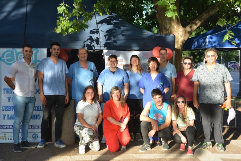 Actividades en plaza San Martín por el Día Internacional de Lucha contra el SIDA