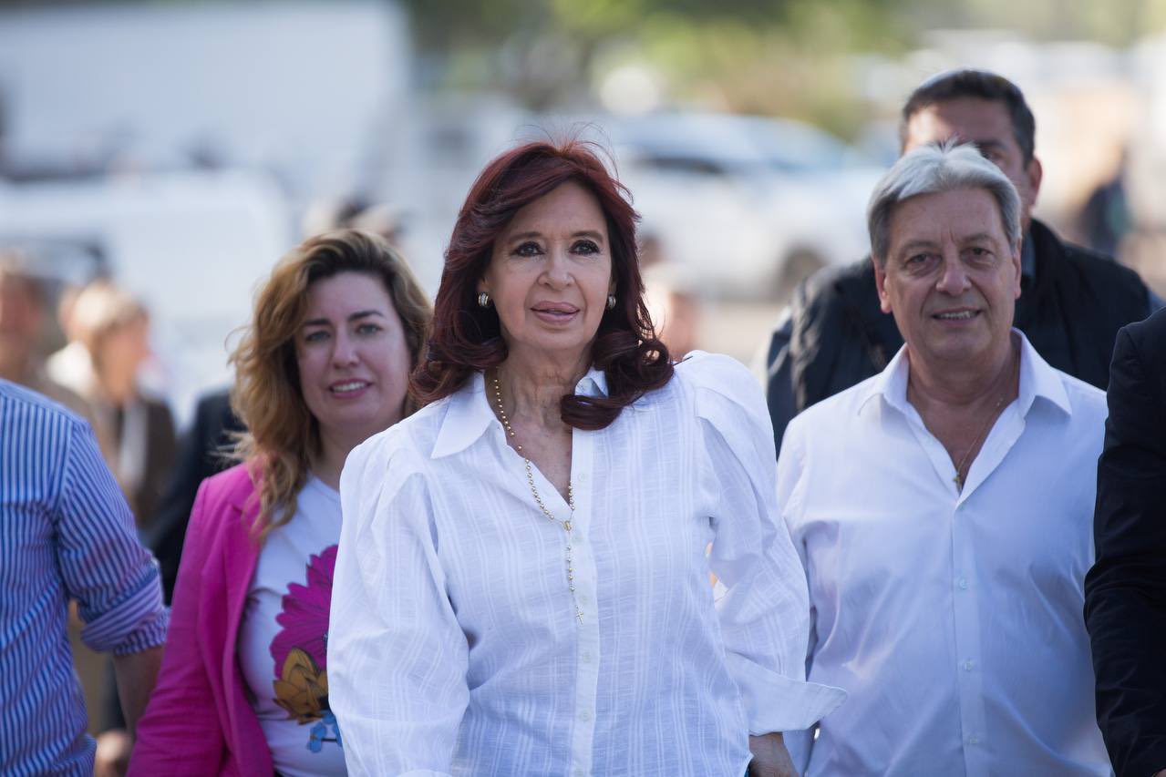 Después de tres años y medio de debate, el Tribunal Oral que juzga a Cristina Kirchner dará a conocer su veredicto