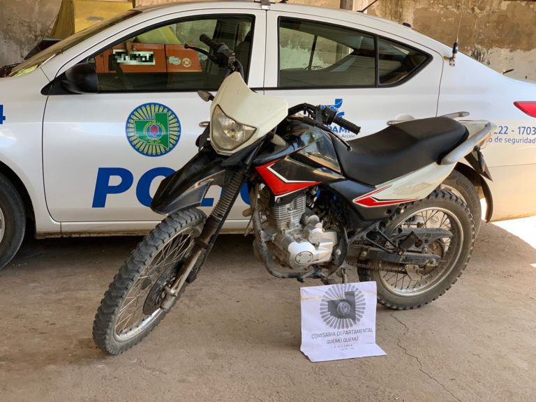 Dos menores robaron una moto en Quemú Quemú y fueron descubiertos a través de una cámara de seguridad