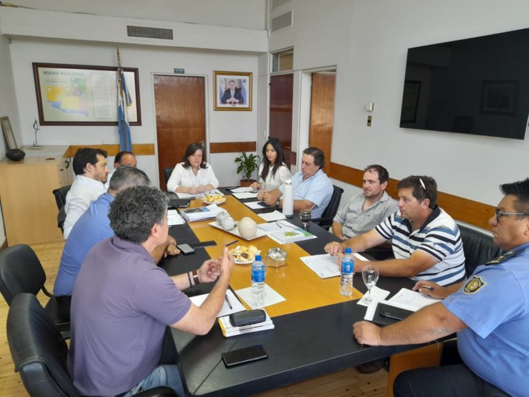 Seguridad, Producción y Vialidad articulan acciones respecto al tránsito de maquinarias agrícolas