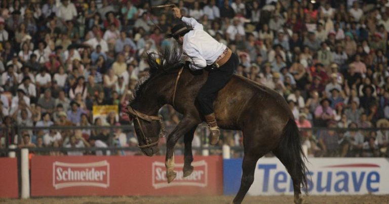 Los jinetes pampeanos remontaron en el puntaje de su categoría en Jesús María