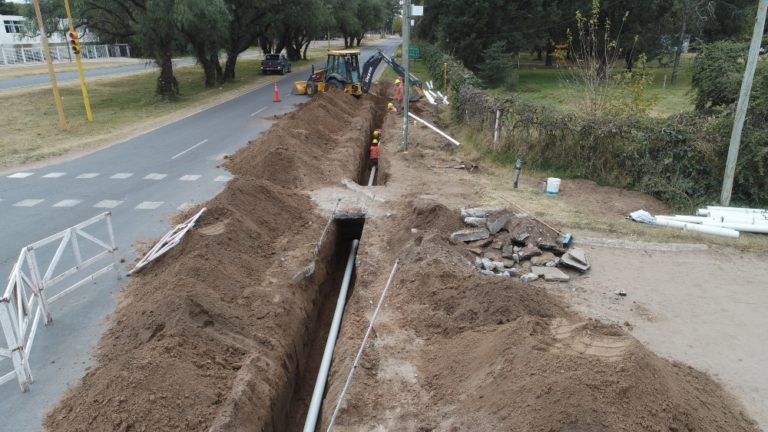 Sensible avance de las obras de agua y sanidad para el barrio Los Horneros en General Pico