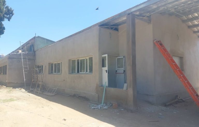 Intendente Alvear: avanza la obra de remodelación y ampliación del Hospital