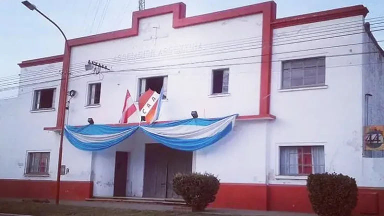 Robo en el club agrario de Parera: detienen a adulto y liberan a dos menores tras identificarlos en cámaras de seguridad
