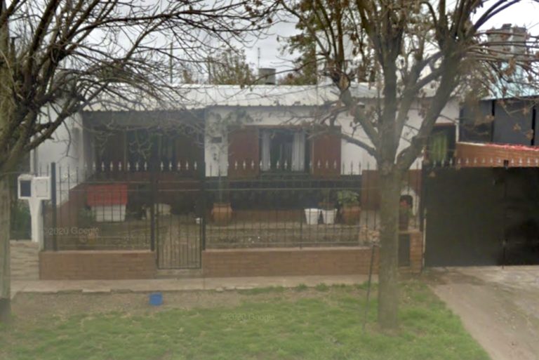 Mujer encontrada muerta y comida por sus perros en Santa Rosa