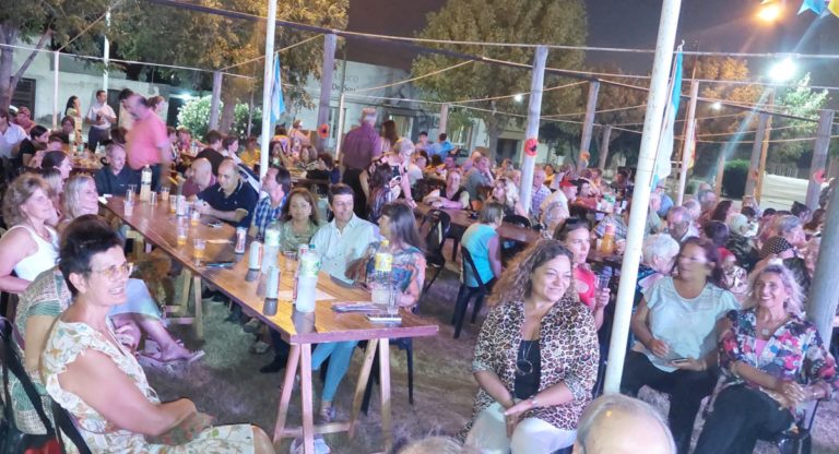 Se desarrolló la decimotercera Fiesta Provincial de la Danza y la Gastronomía en Colonia Barón