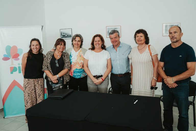 Municipalidad de General Pico y Ministerio de Desarrollo Social firman convenio para brindar asistencia al Hogar de Ancianos Don Bosco