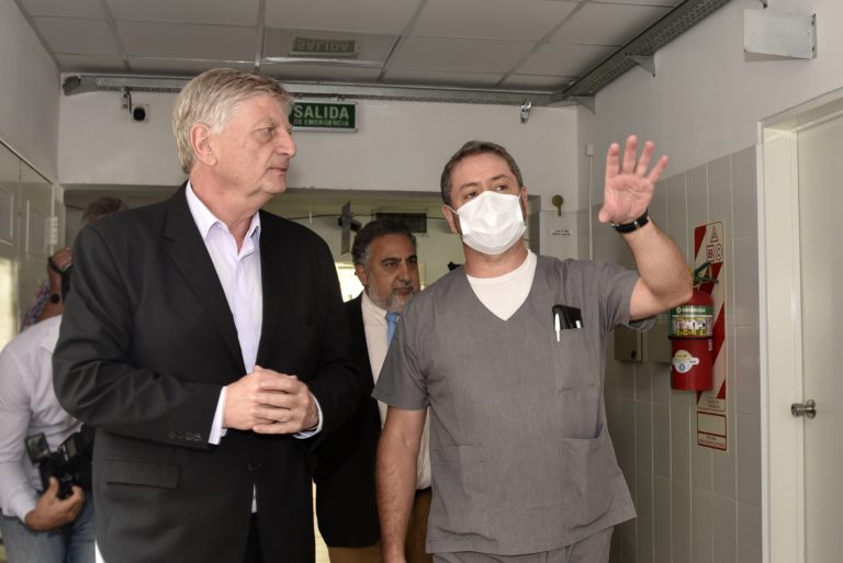 “La salud pública es política de Estado en La Pampa”, destacó Ziliotto en la refacción del Hospital de Alvear