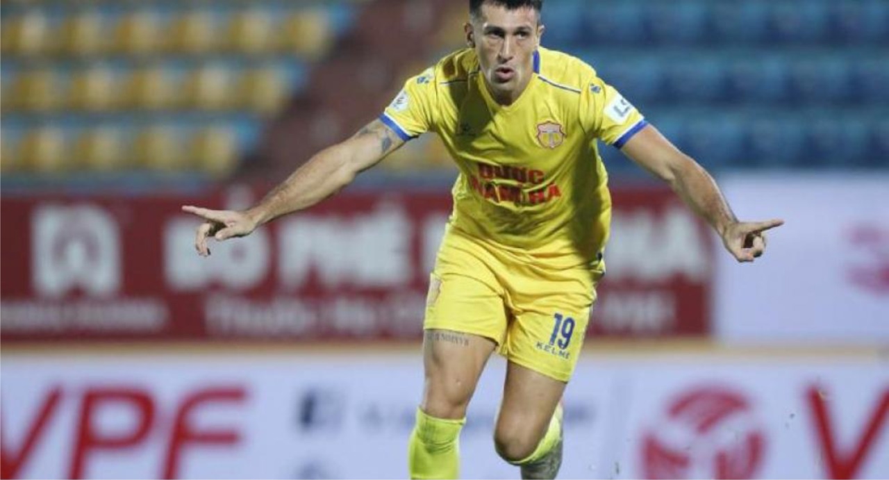 “No me olvido de los lugares de donde salí y volver a la ciudad y jugar en Costa me reconforta”, declaró Sebastián Merlo