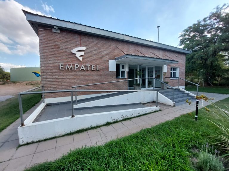 Empatel busca mejorar la velocidad de internet en los hogares pampeanos, aumentando la misma a proveedores y bajando las tarifas