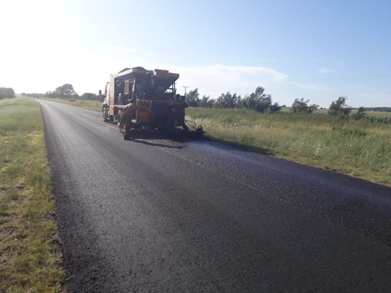 Comienza la repavimentación de 32 kilómetros de la Ruta Provincial 1 en el acceso a Agustoni