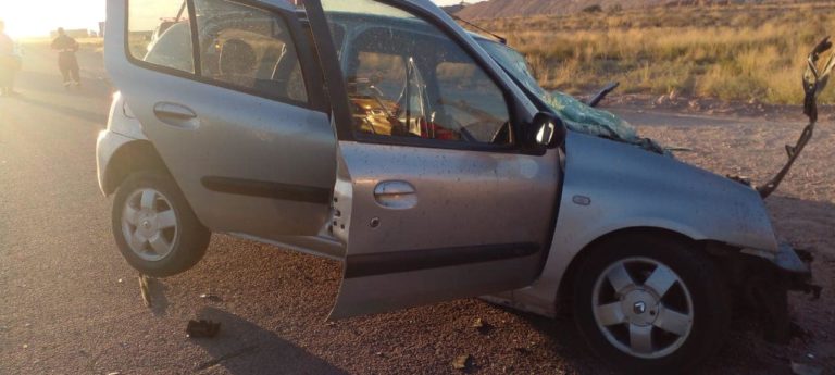 Trágico choque en ruta 20 deja una persona muerta y otra gravemente herida