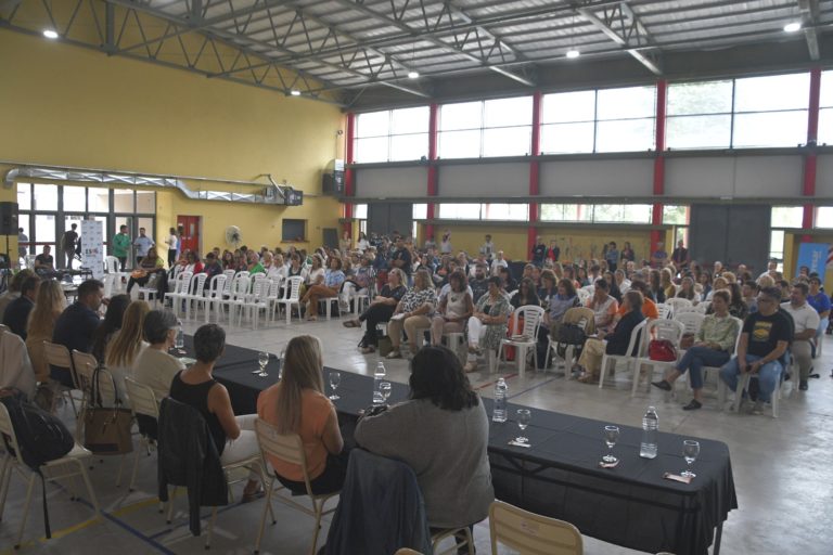 “Todos los niveles están atravesando la construcción de nuevas normativas” expresaron en el encuentro regional educativo realizado en General Pico