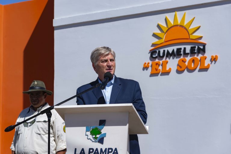 “No miramos ninguna localidad desde el padrón electoral, las miramos en virtud de la necesidad de sus habitantes”, dijo Ziliotto en Puelches
