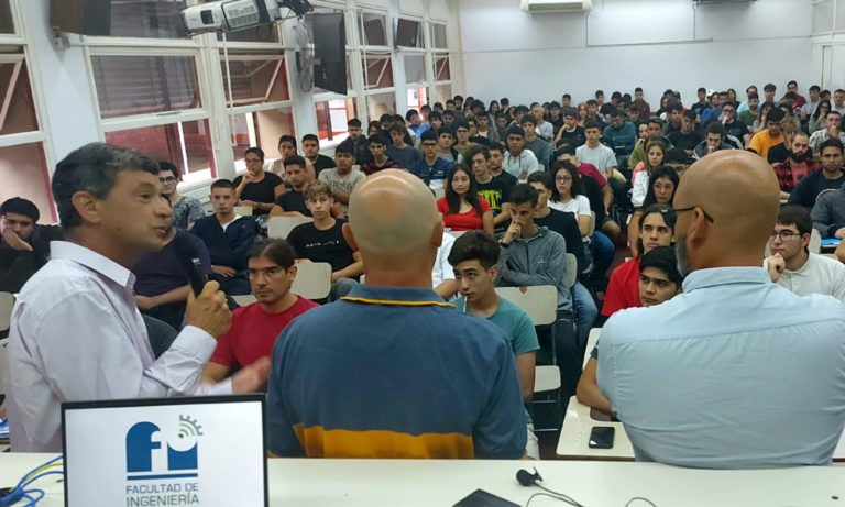 Comenzaron las clases en la facultad de ingeniería, pero aún están abiertas las inscripciones