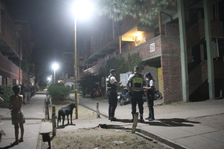 Hombre resulta gravemente herido tras explosión de calefón en Barrio Malvinas de General Pico