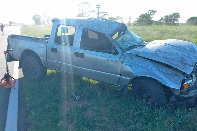 Tragedia en la ruta: una mujer pierde la vida tras violento vuelco de una camioneta entre Realicó y Maisonnave