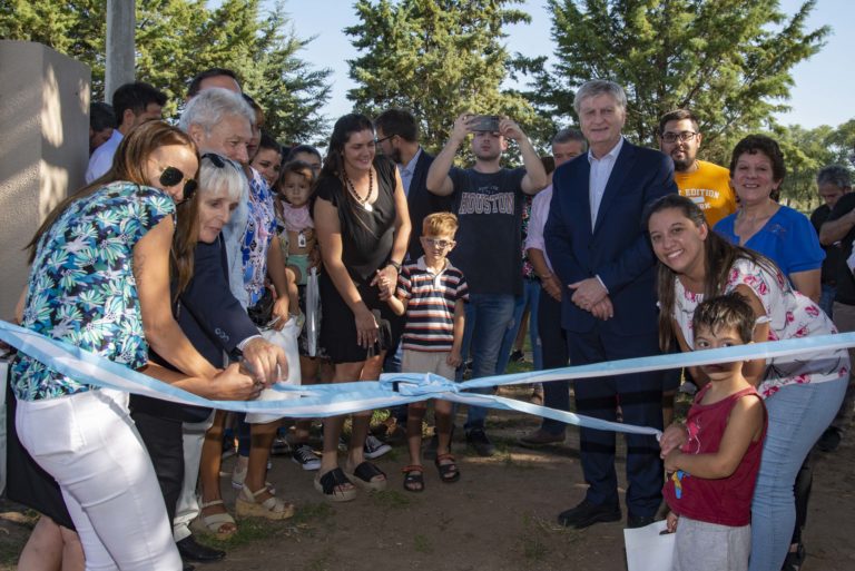 Ziliotto encabezó en Anguil la entrega de 12 viviendas y confirmó la construcción de 35 más
