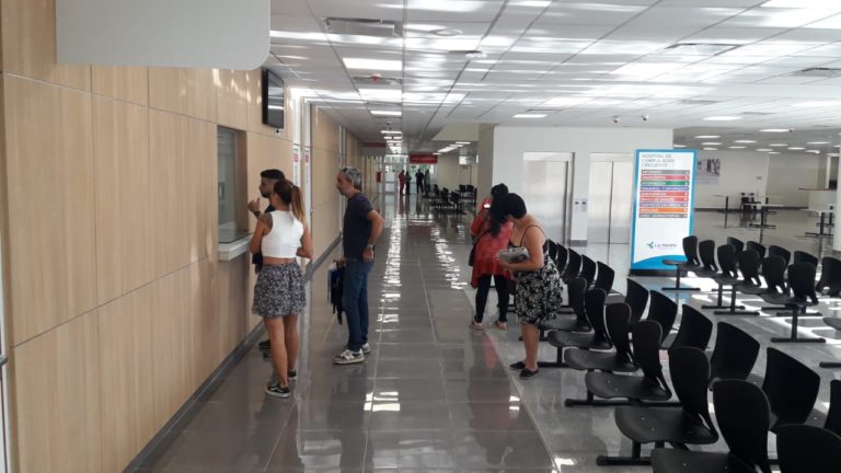 El Nuevo Hospital recibió a sus primeros pacientes