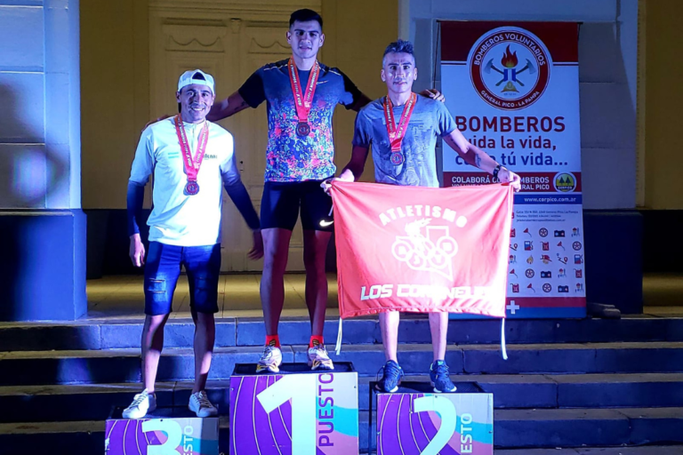 ¡Qué noche, Bomberos!: Se disputó la 7.ª edición de la carrera nocturna piquense con récord de participantes