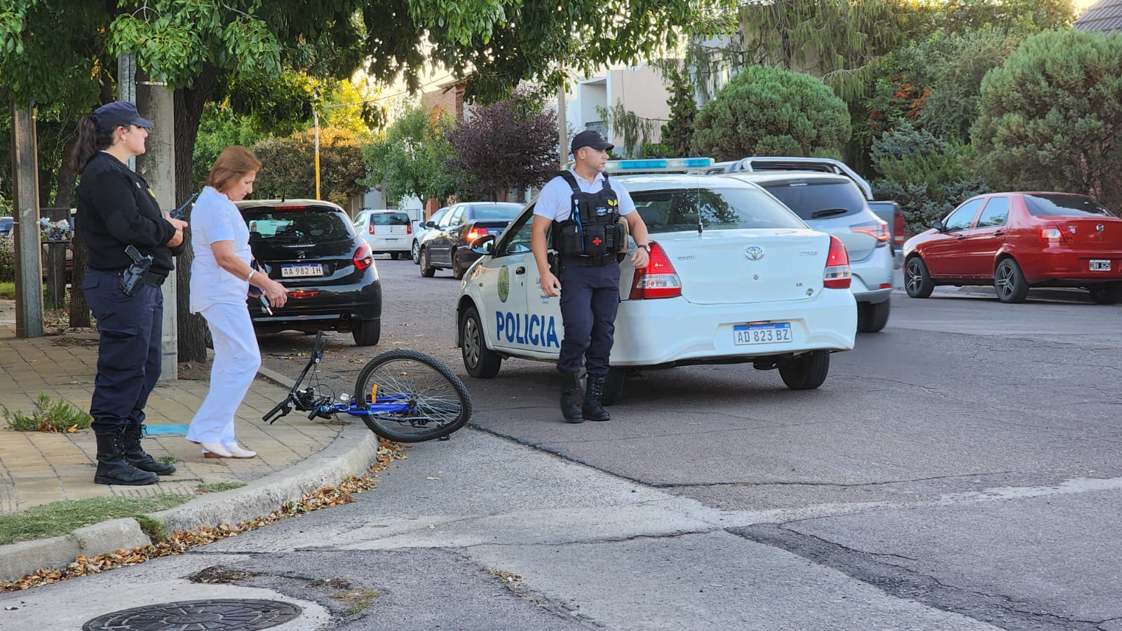 Incidente de tránsito en la Avenida y 7 dejó a una ciclista en la Guardia