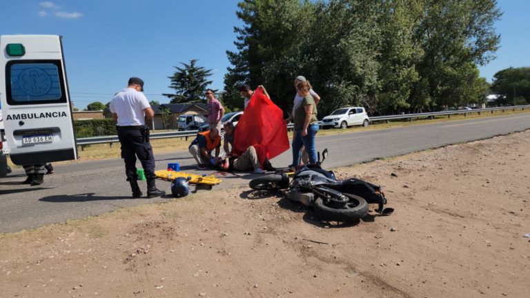 Siniestro vial en General Pico deja a motociclista herido