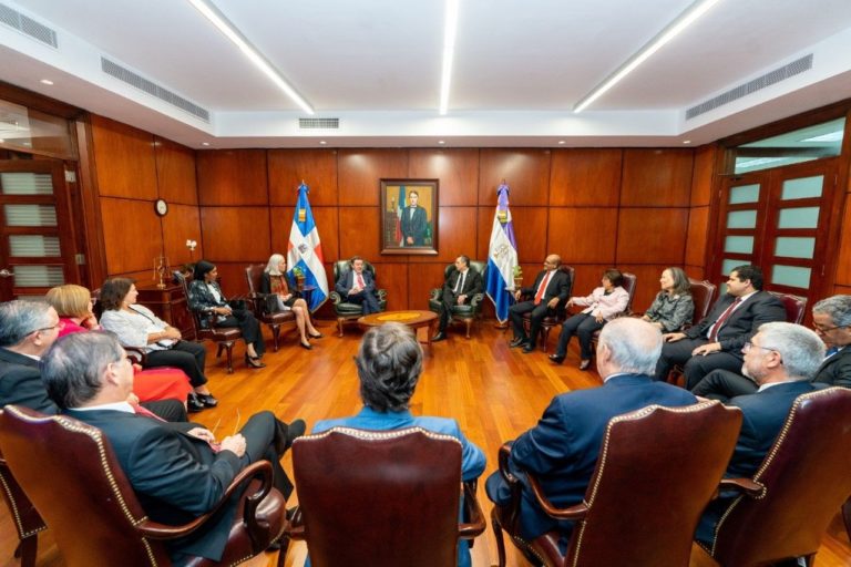 La Comisión Iberoamericana de Édita Judicial pidió resoluciones “claras, precisas y breves”