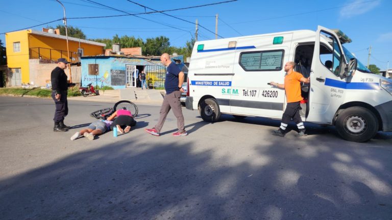 Ciclista fue hospitalizado tras un incidente de tránsito
