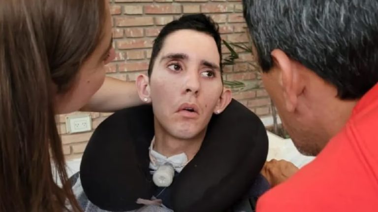 Córdoba: la familia del joven que quedó cuadripléjico impulsa una emotiva campaña para poder pagarle la cirugía