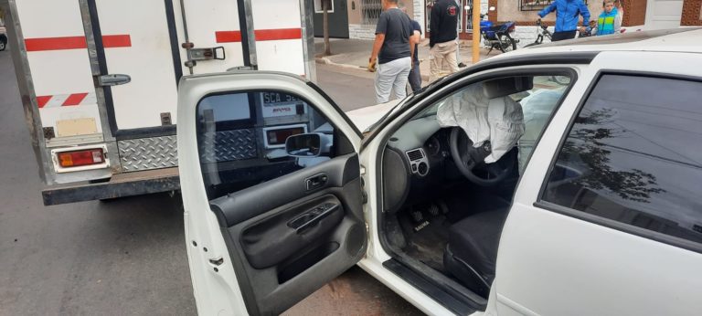 Automovilista chocó contra un camión desde atrás