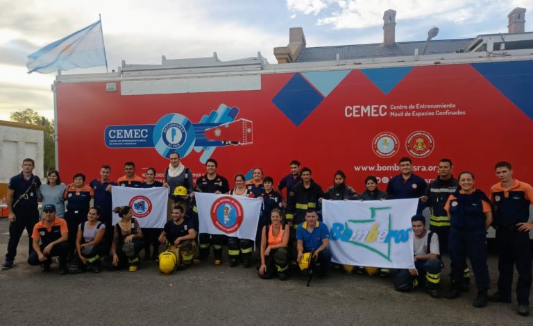 Bomberos pampeanos se capacitaron en Alta Italia para trabajar en espacios confinados