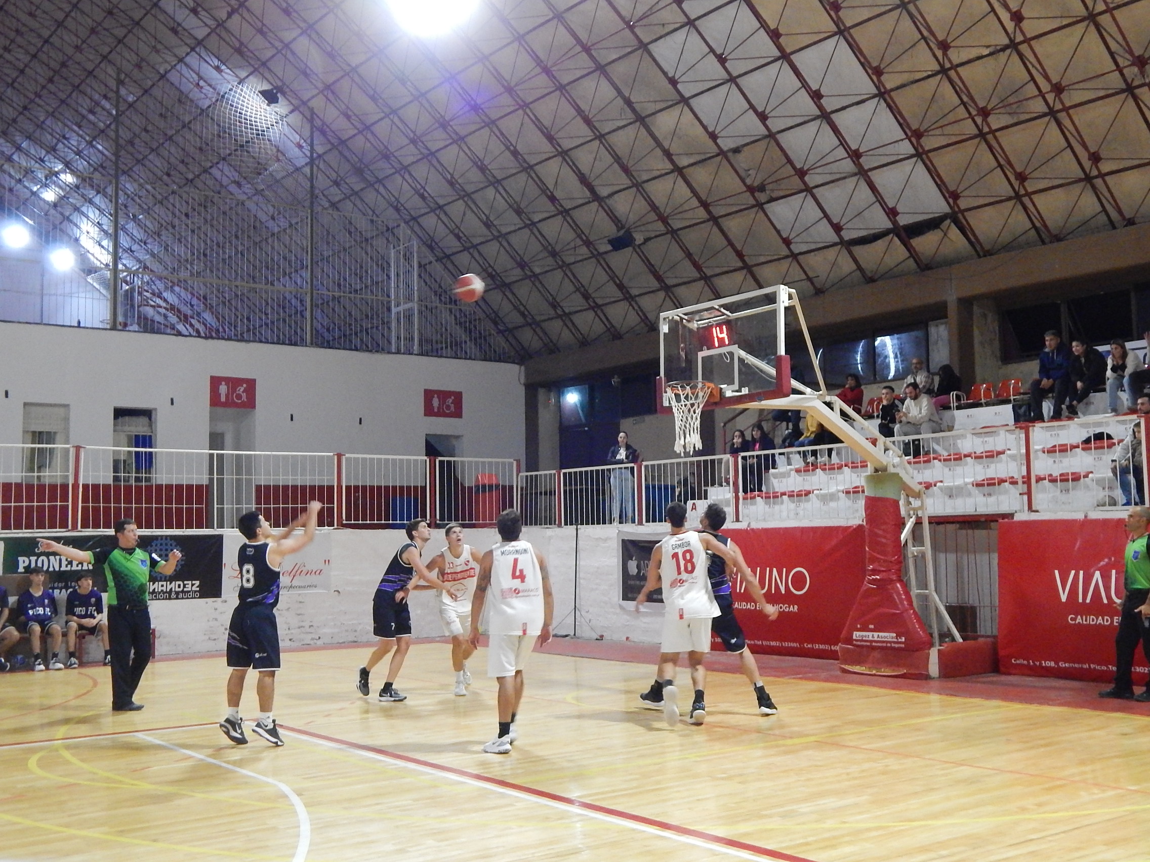 Pico FBC se quedó con el clásico en el segundo tiempo suplementario