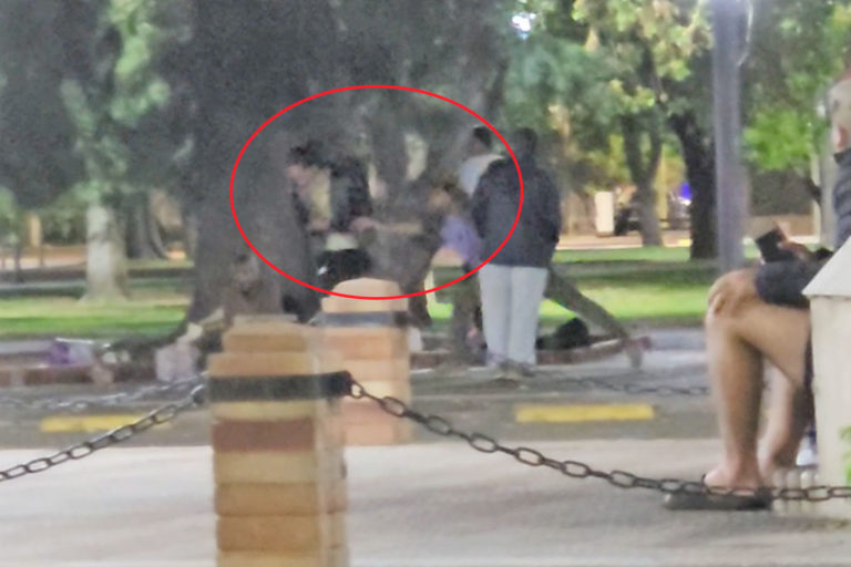 Altercado violento en la avenida San Martín: tres personas demoradas y una herida de arma blanca