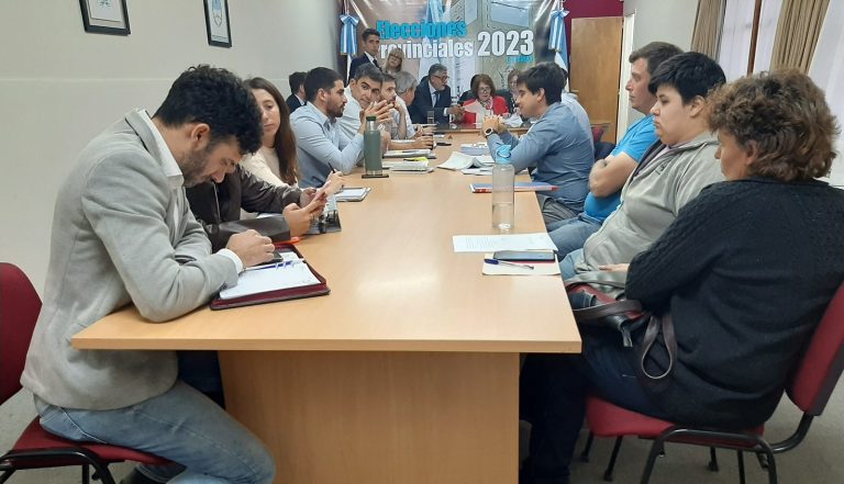 Elecciones provinciales 2023: se inició conteo final de votos