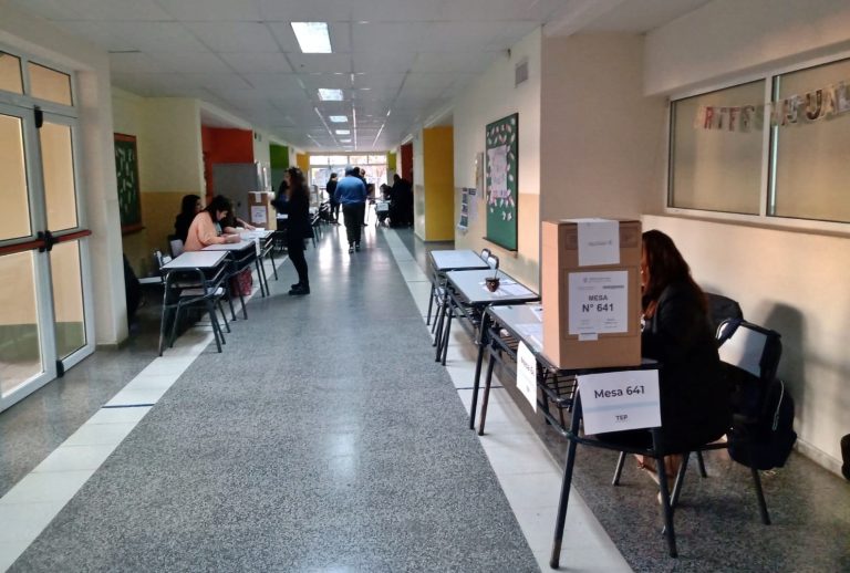 Se abrieron todas las escuelas y arrancaron los comicios en General Pico