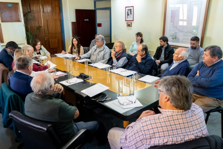 Se reunió la Mesa Agropecuaria Provincial para tratar temáticas como sequía, financiamientos y avances de conectividad