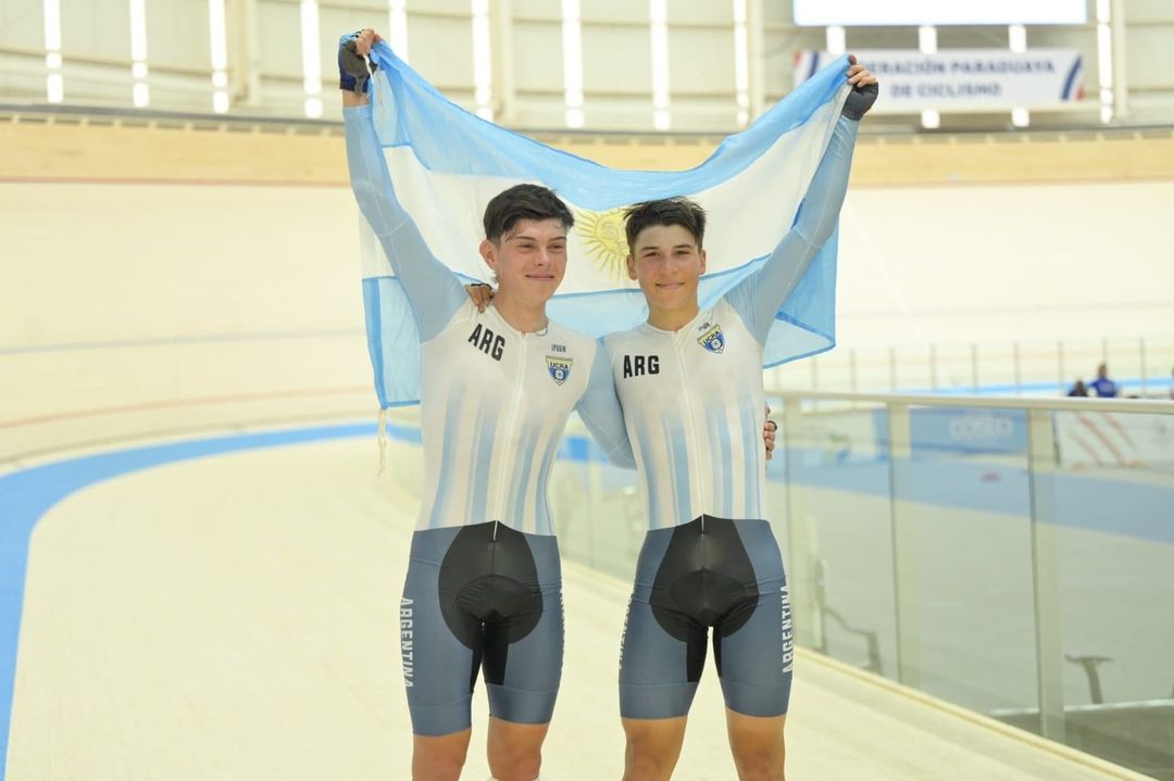 Agustín Ferrari, el hijo del “Pampa”, ganó el oro en la prueba Madison en el Panamericano Junior de Ciclismo Pista