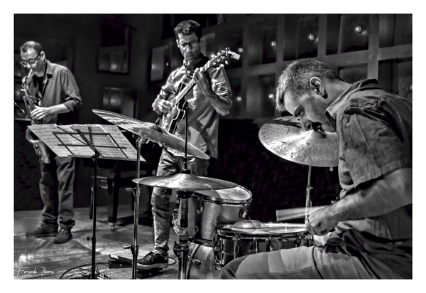 Jazz y Milonga: Noche de Encuentro Musical en General Pico con Pipi Piazzolla Trío y Orquesta Ska General Milonga
