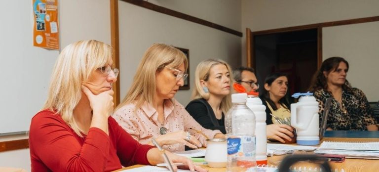 “Necesitamos más inversión educativa y que los ministerios actúen como corresponde ante distintos hechos que se dan en las escuelas”, declararon desde UTELPA