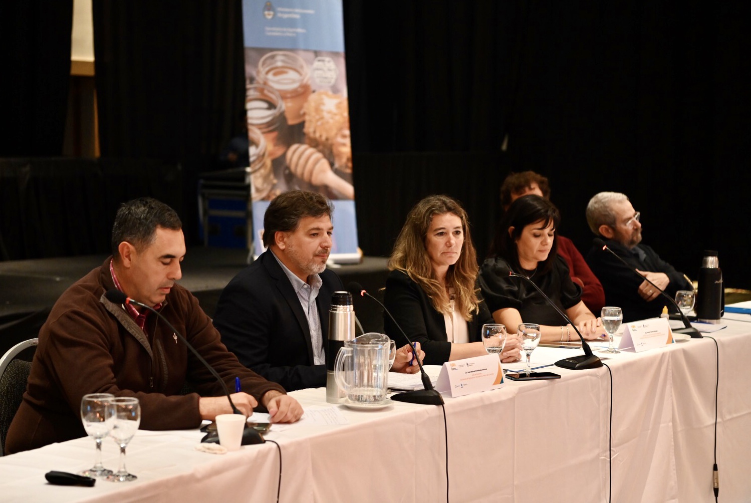 La Pampa está entre las principales provinciales productores de miel y mostró su potencial en el Consejo Apícola Nacional