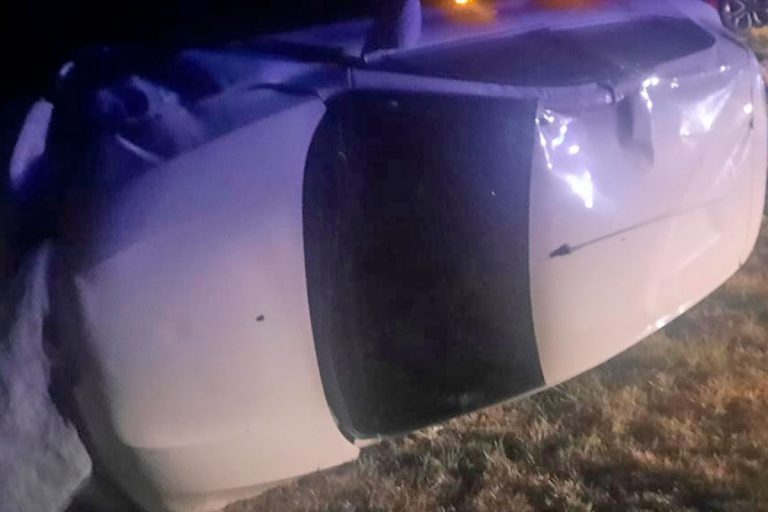 Una mujer de General Pico volcó con su auto camino a Trenel