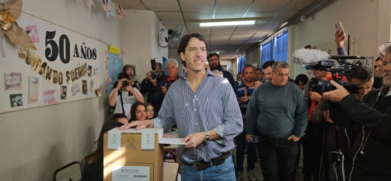 Martín Berhongaray, candidato a gobernador por Juntos por el Cambio, votó y expresó su confianza en los resultados electorales