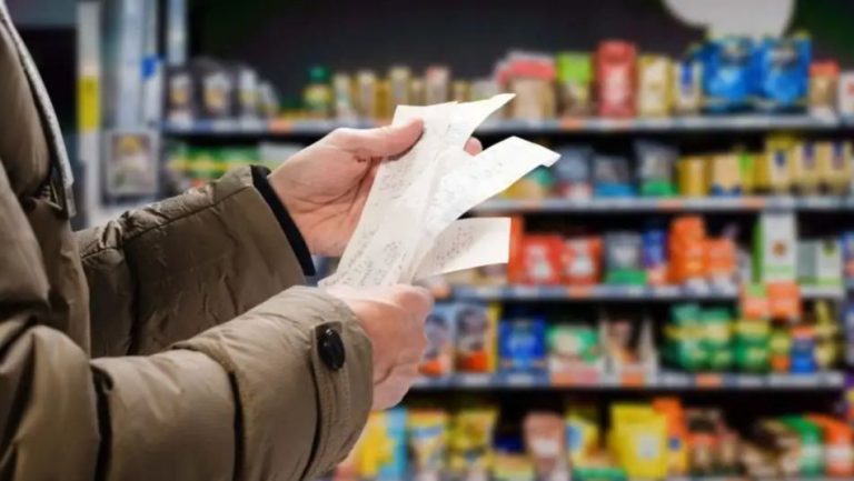 La inflación de abril fue de 8,4% y acumuló un aumento del 108,8% en el último año