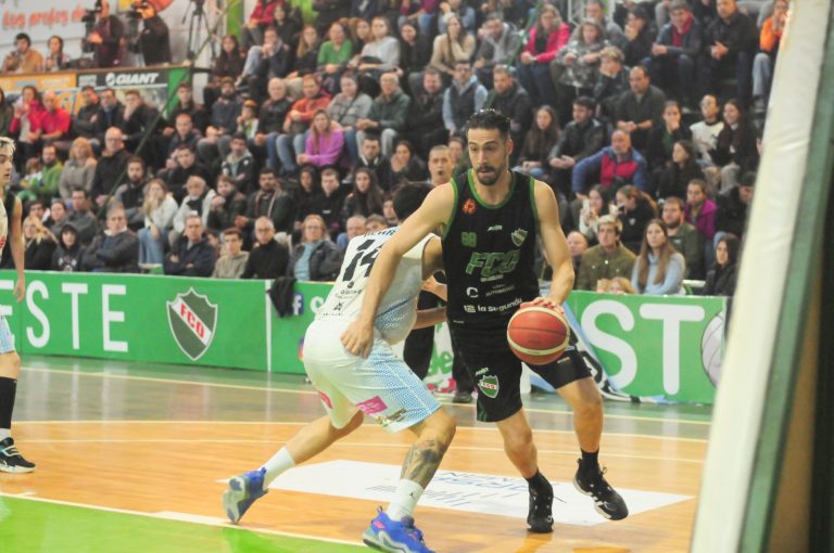 Federal de Básquet:  ganó Ferro en un partidazo y la serie se traslada a Mar del Plata